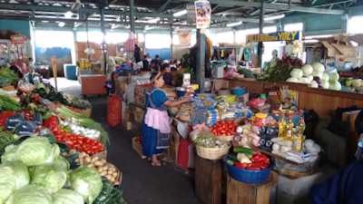 mercado-inside-small