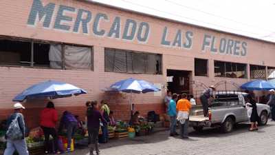 mercado-las-flores-small